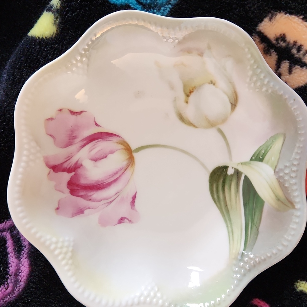 Porcelain Bowls set of 5 stamped
